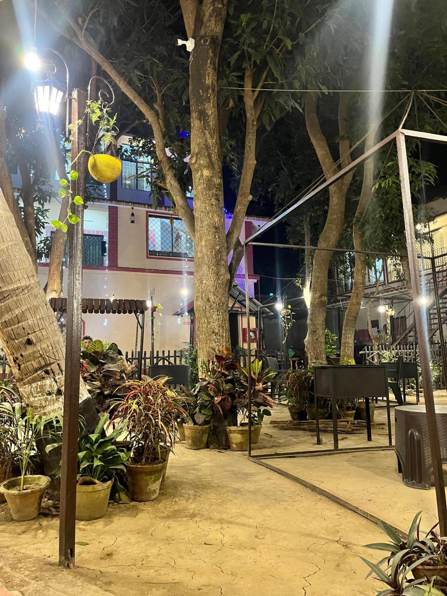 Moon Village Resort Shānti Niketan Exterior foto